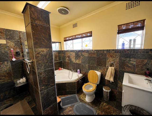 4 BEDROOM HOUSE FOR SALE IN MEYERTON CENTRAL